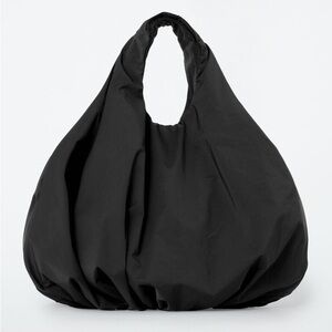 COS Cloud Tote Bag in Black